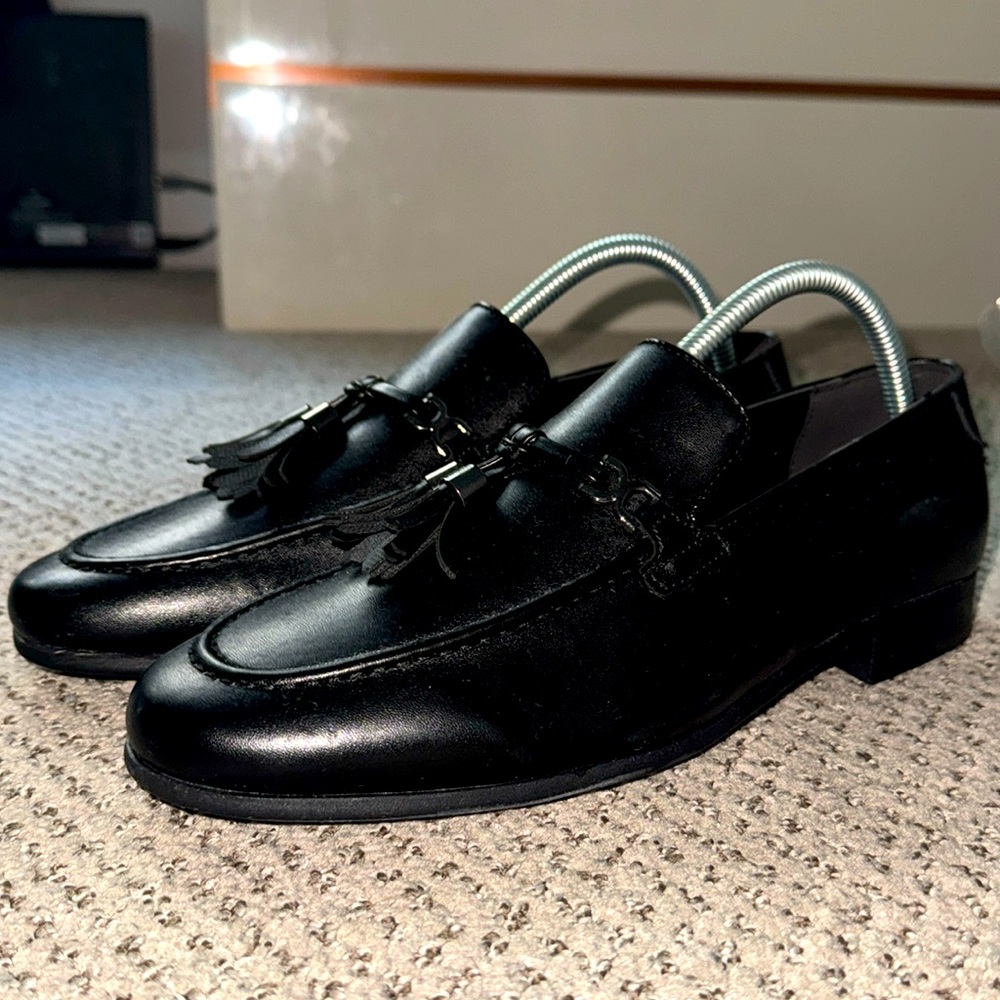 🚀 ASOS Black Faux Leather Loafers w/ Tassel (US 6)